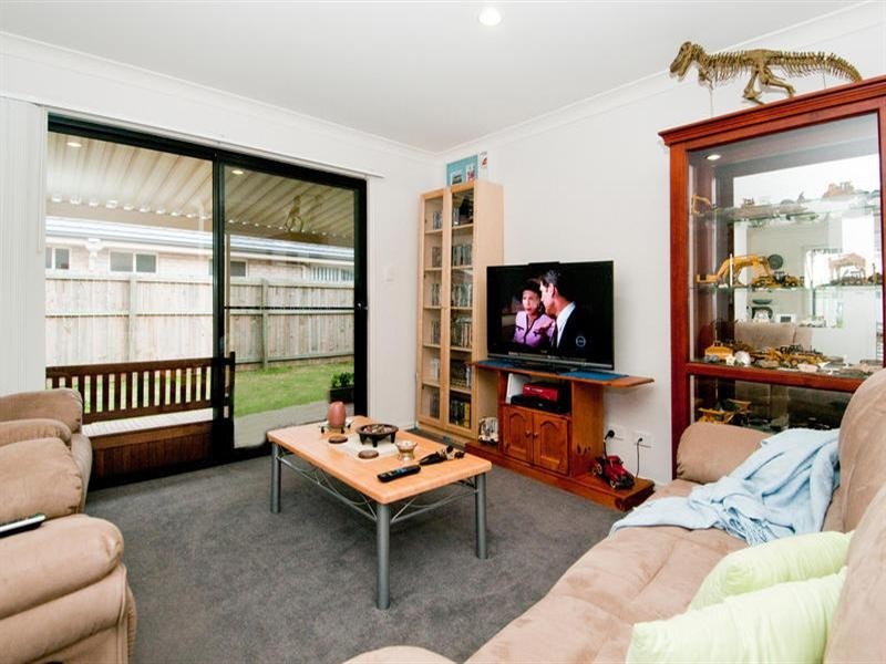 13 Zachary Street, Eagleby QLD 4207