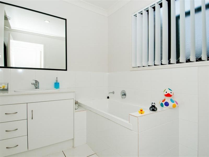 13 Zachary Street, Eagleby QLD 4207