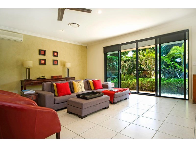 3155 Riverleigh Drive, Hope Island QLD 4212