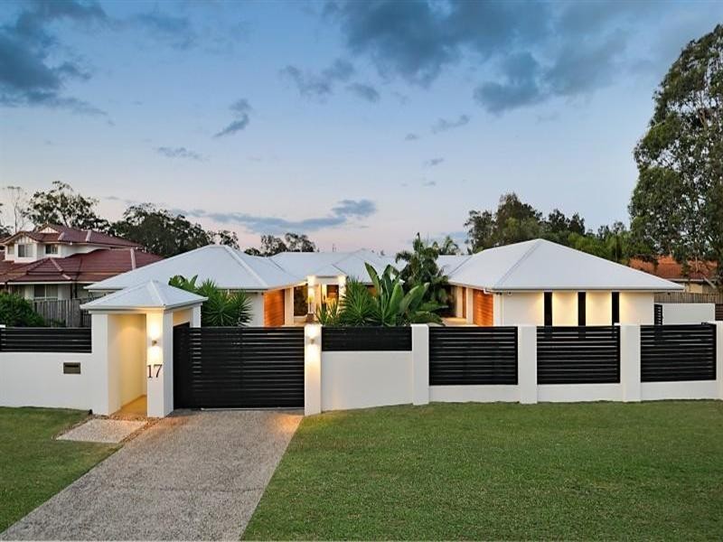 17 Gwydir Court, Helensvale QLD 4212