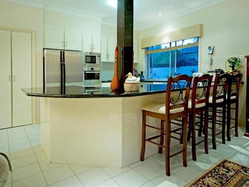 8220 Magnolia Drive West, Hope Island QLD 4212