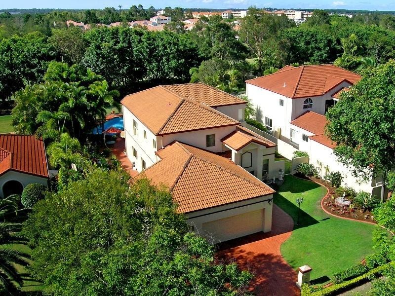 8220 Magnolia Drive West, Hope Island QLD 4212