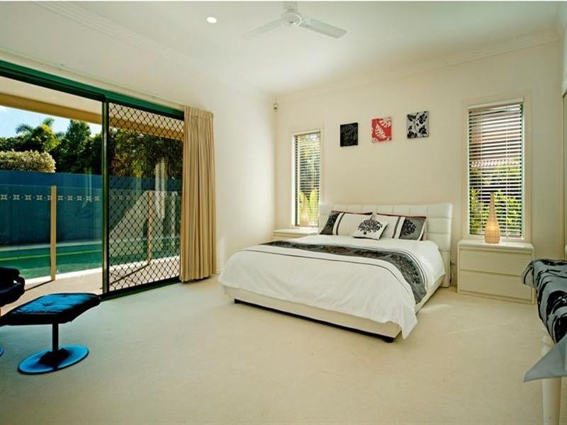 1631 Riverdale Drive, Hope Island QLD 4212