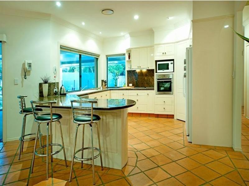 1631 Riverdale Drive, Hope Island QLD 4212