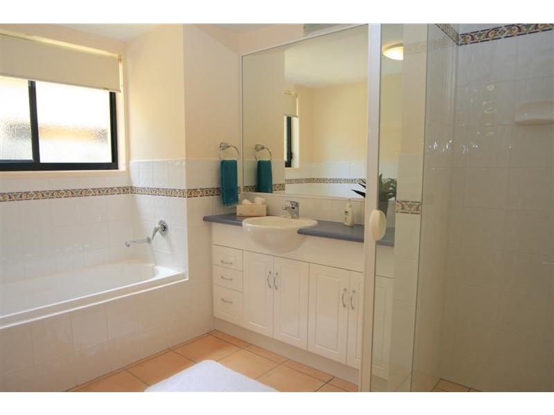 38 Sanctuary Manors, 38 Caseys Road, Hope Island QLD 4212