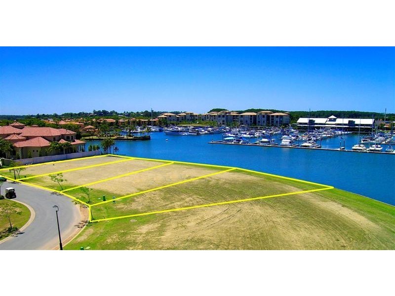 2626 Virginia Drive, Hope Island QLD 4212