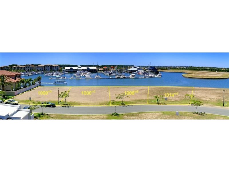 2626 Virginia Drive, Hope Island QLD 4212