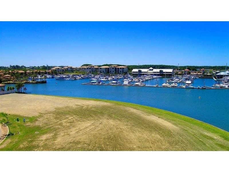 2626 Virginia Drive, Hope Island QLD 4212