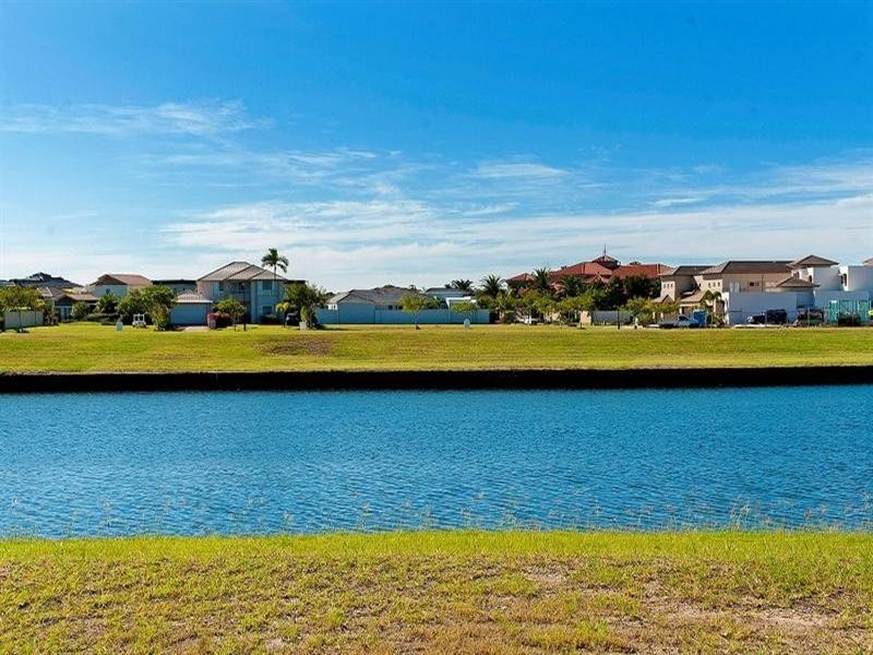 2209 Taromeo Court, Hope Island QLD 4212