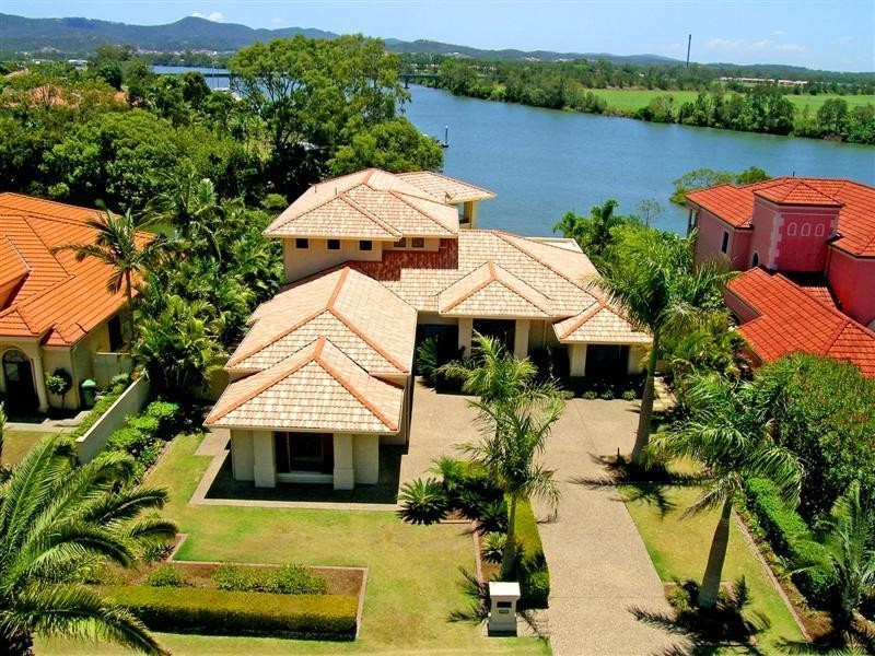 3139 Riverleigh Drive, Hope Island QLD 4212