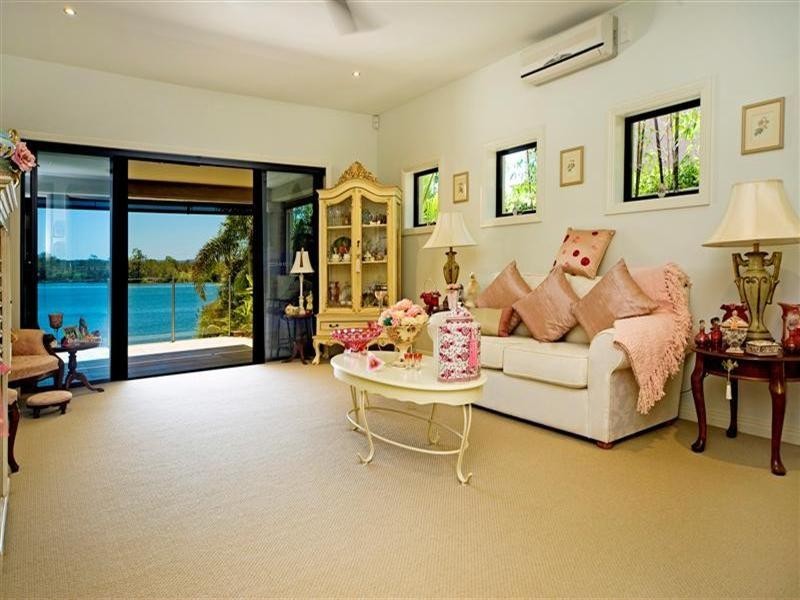 3139 Riverleigh Drive, Hope Island QLD 4212