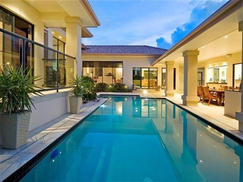 3150 Riverleigh Drive, Hope Island QLD 4212