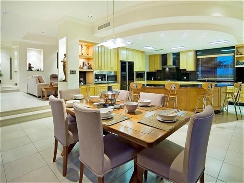 3150 Riverleigh Drive, Hope Island QLD 4212