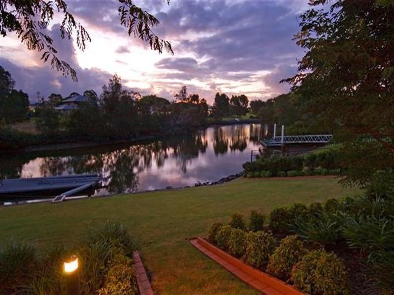 3150 Riverleigh Drive, Hope Island QLD 4212