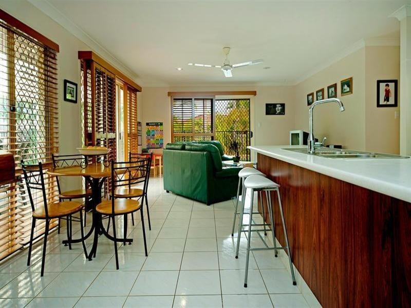 14 Lakewood Court, Helensvale QLD 4212