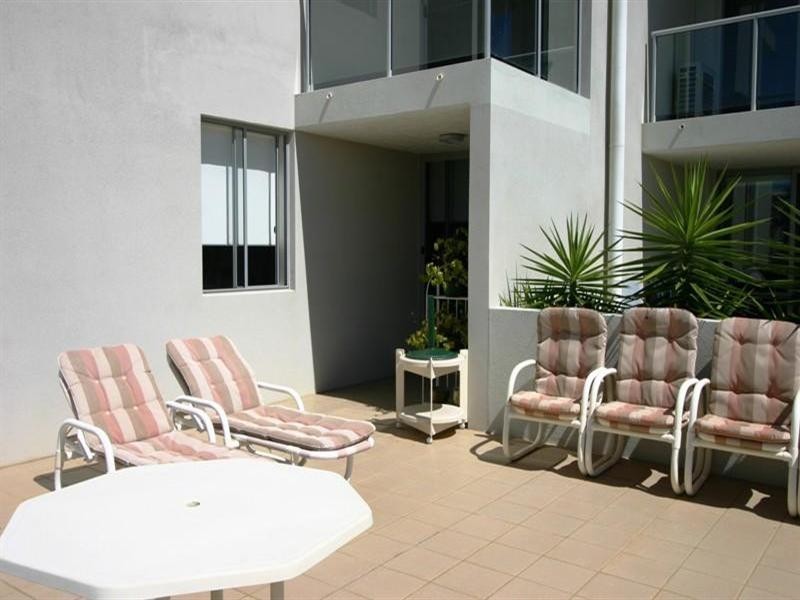 312 Harbour Side Marina. 64 Sickle Avenue, Hope Island QLD 4212