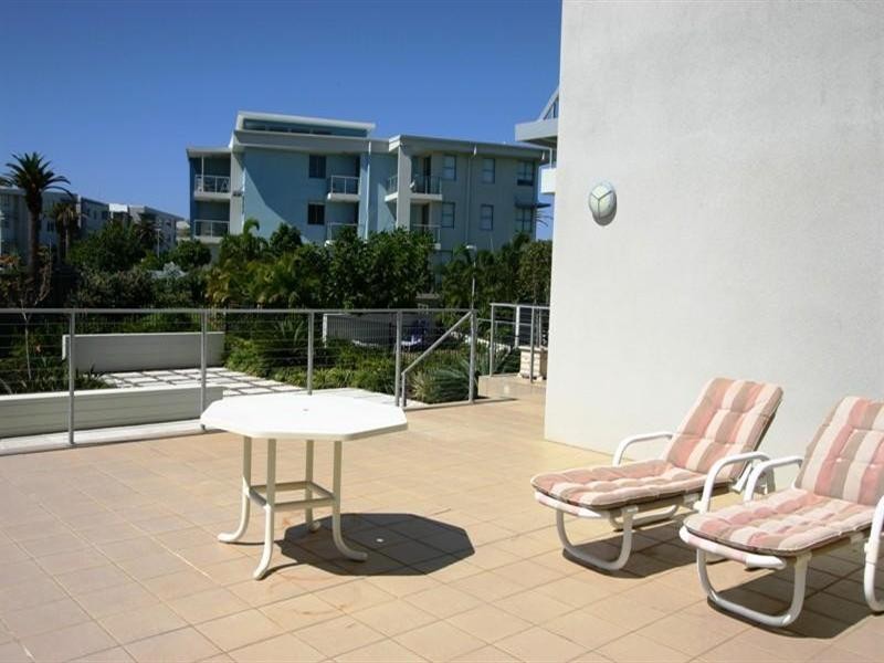 312 Harbour Side Marina. 64 Sickle Avenue, Hope Island QLD 4212