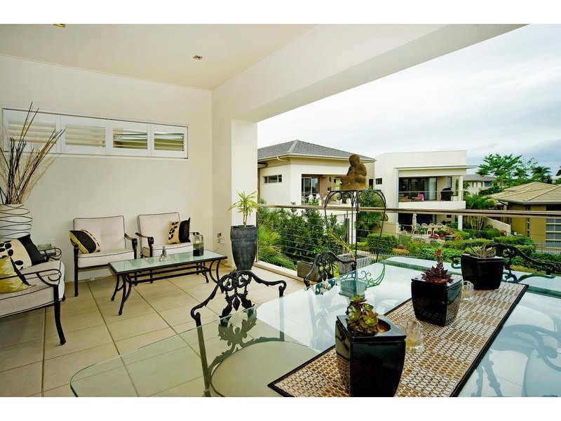 6034 Lucerne Circuit, Hope Island QLD 4212
