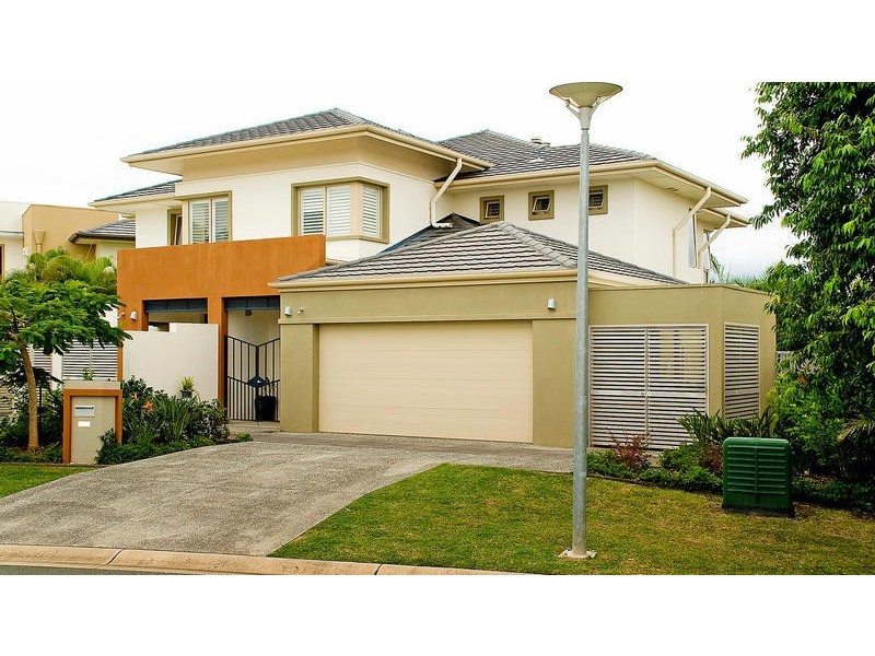 6034 Lucerne Circuit, Hope Island QLD 4212