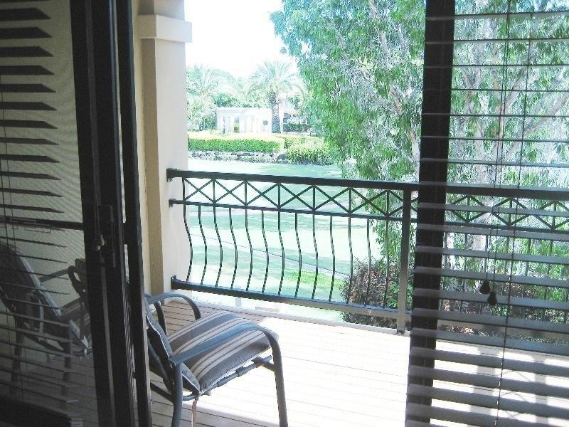 6 Verandahs At The Pines. 23 Santa Barbara Road, Hope Island QLD 4212