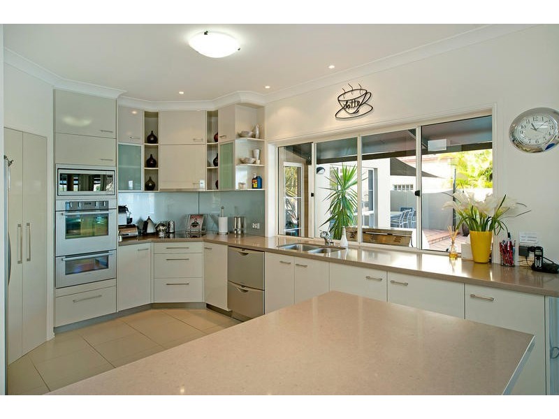 3 Serenity Boulevard, Helensvale QLD 4212