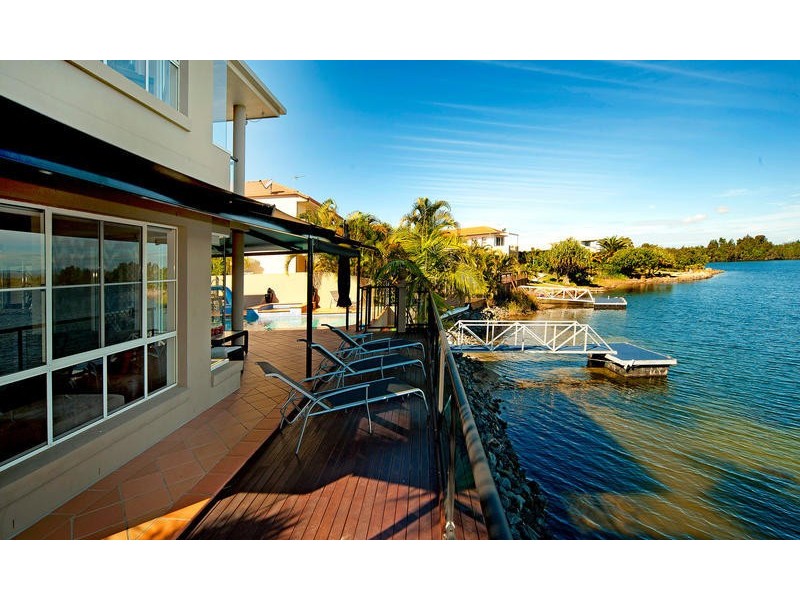 3 Serenity Boulevard, Helensvale QLD 4212