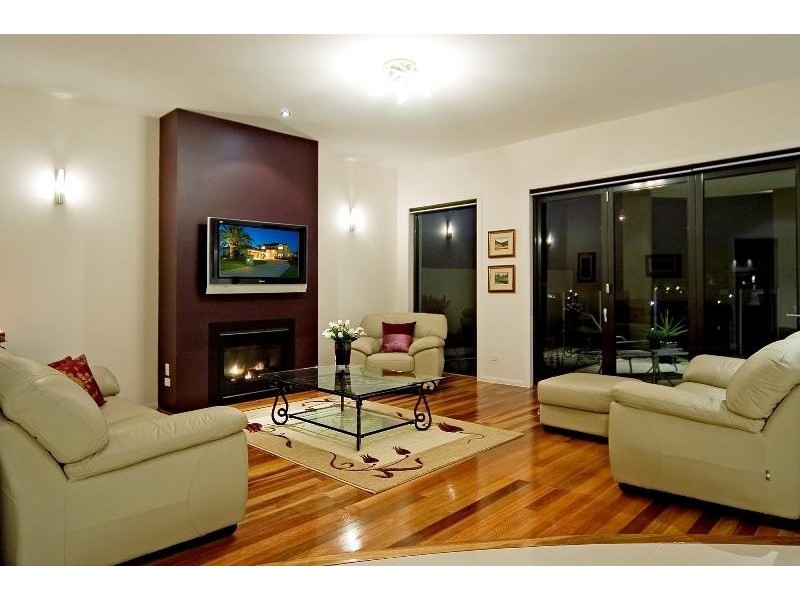 2174 Beaufort Way, Hope Island QLD 4212