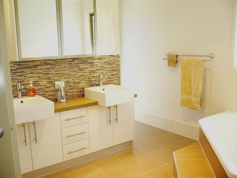 4 Wright Court, Upper Coomera QLD 4209