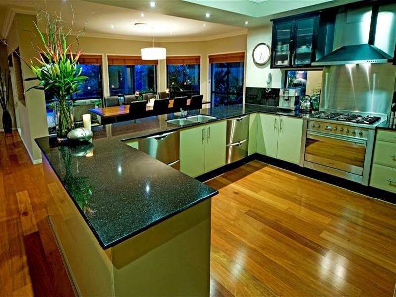 2848 Wylarah Way, Hope Island QLD 4212