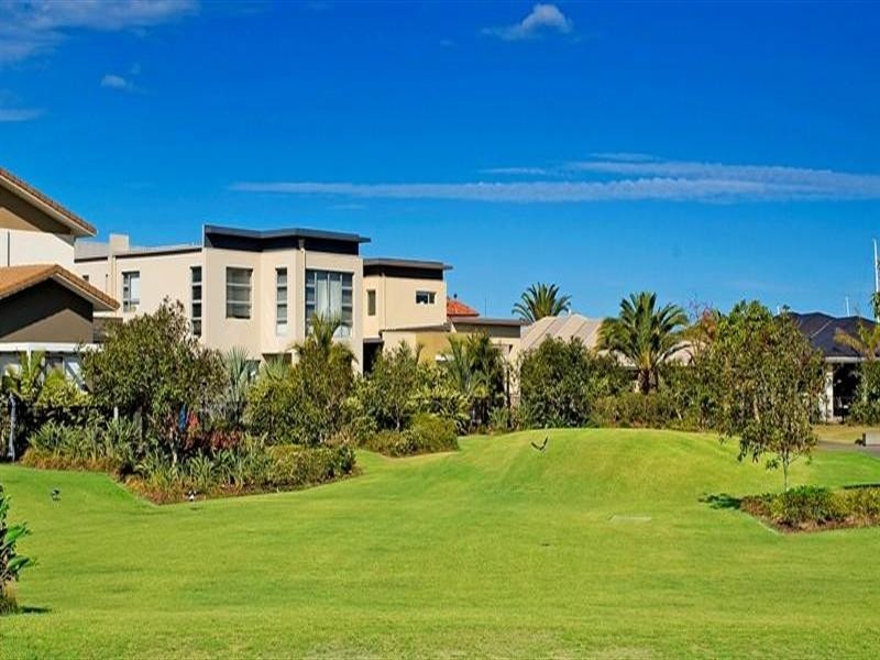 2848 Wylarah Way, Hope Island QLD 4212