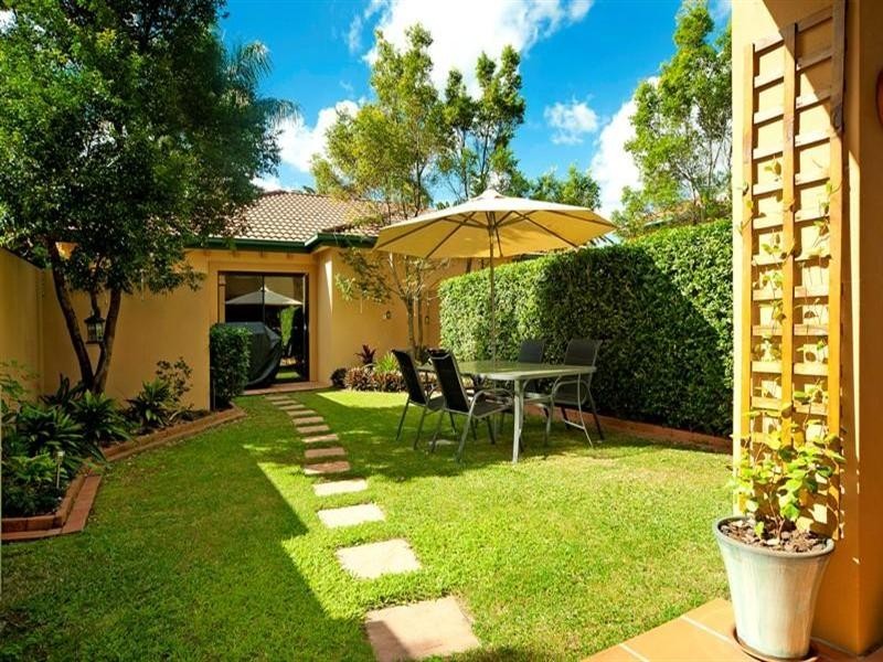 3229 The Palladian Drive, Hope Island QLD 4212