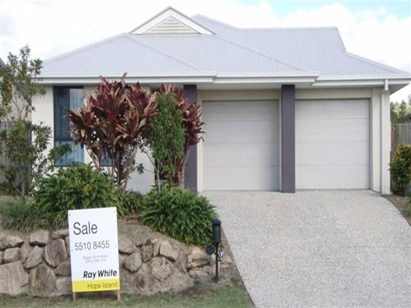 21 Carmarthen Circuit, Pacific Pines QLD 4211