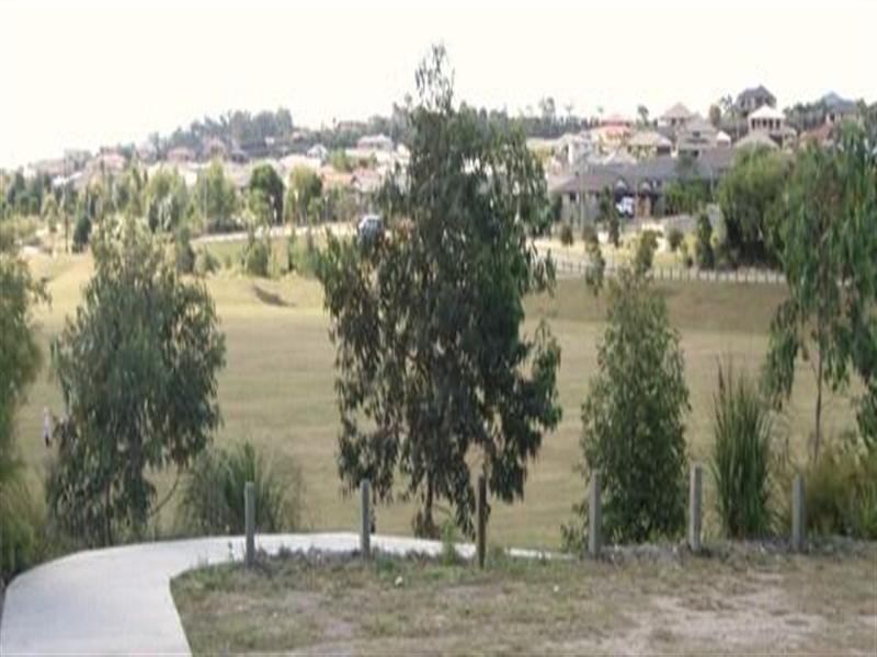 21 Carmarthen Circuit, Pacific Pines QLD 4211