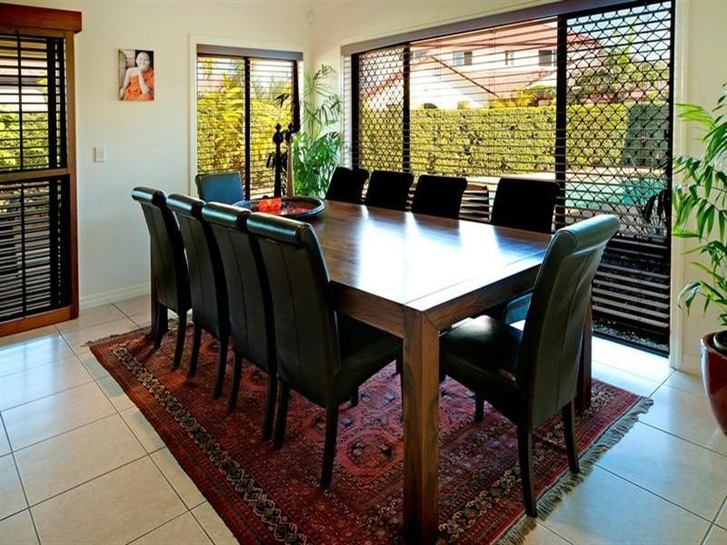 3 Eastside Esplanade, Helensvale QLD 4212