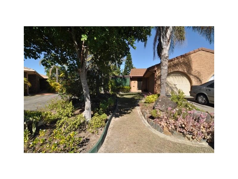 2/26 Kangaroo Avenue, Coombabah QLD 4216