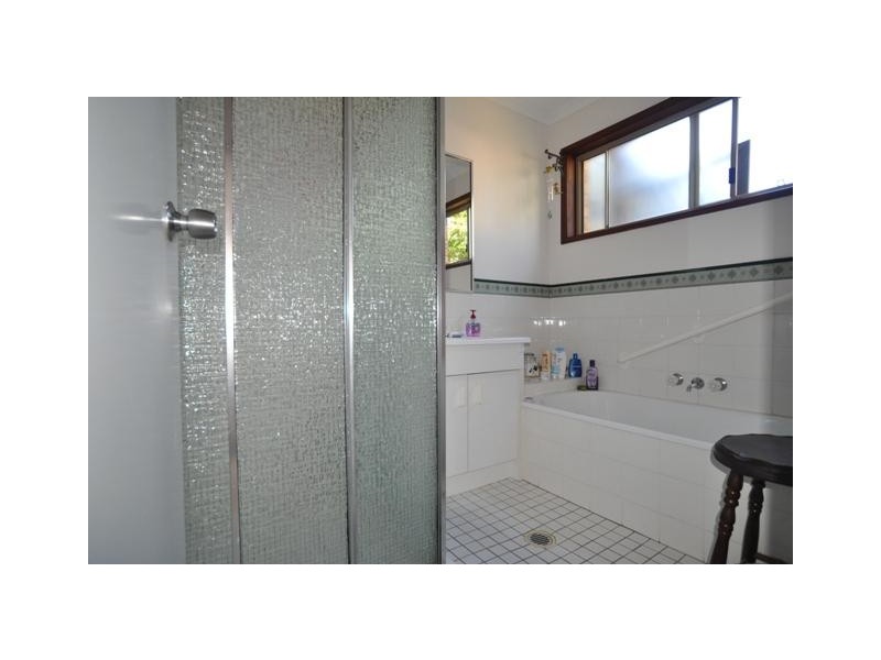 2/26 Kangaroo Avenue, Coombabah QLD 4216