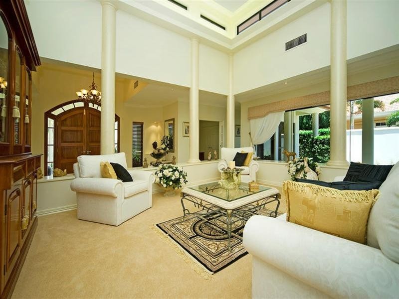 3109 Riverleigh Drive, Hope Island QLD 4212