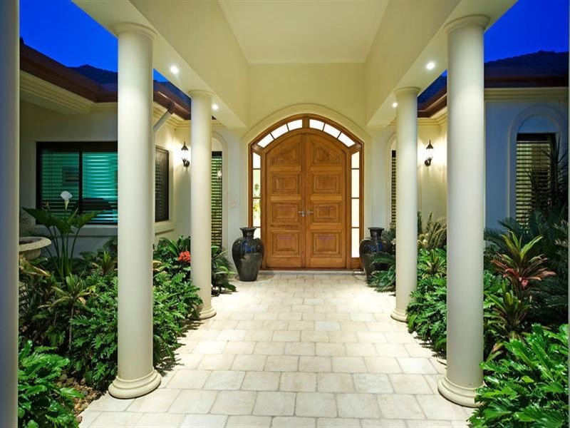 3109 Riverleigh Drive, Hope Island QLD 4212