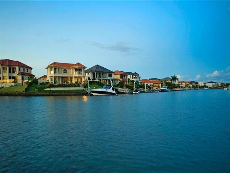 3109 Riverleigh Drive, Hope Island QLD 4212