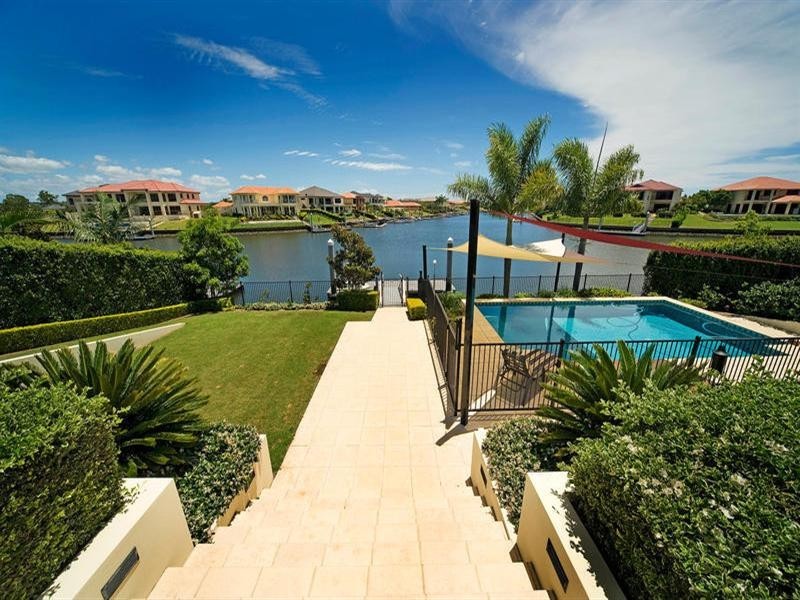 3109 Riverleigh Drive, Hope Island QLD 4212