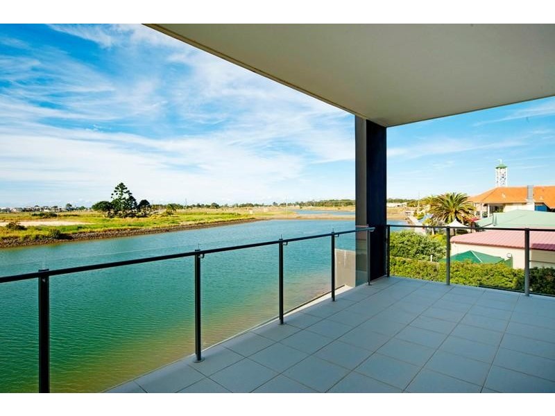 126 3 Pendraat Parade, Hope Island QLD 4212