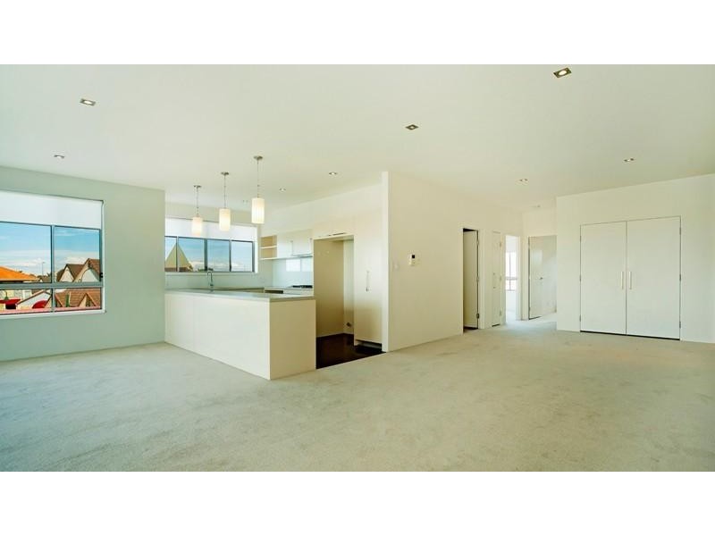 126 3 Pendraat Parade, Hope Island QLD 4212