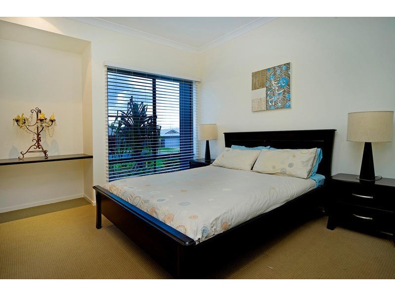 18 Orlando Drive, Coomera QLD 4209