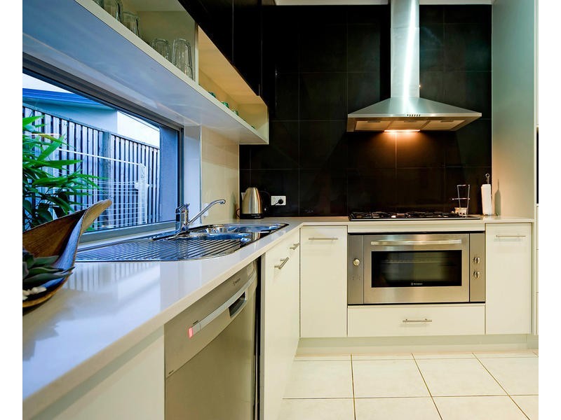 18 Orlando Drive, Coomera QLD 4209