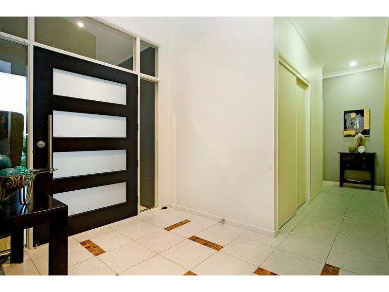 18 Orlando Drive, Coomera QLD 4209