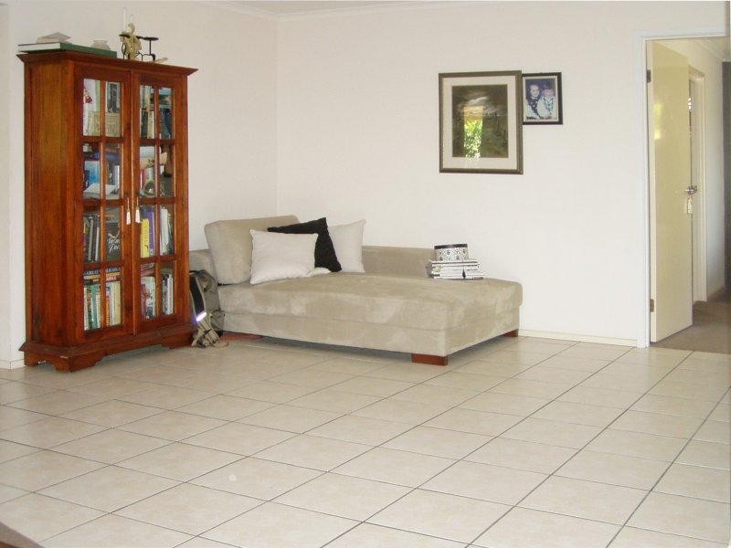 23 Audrey Avenue, Helensvale QLD 4212