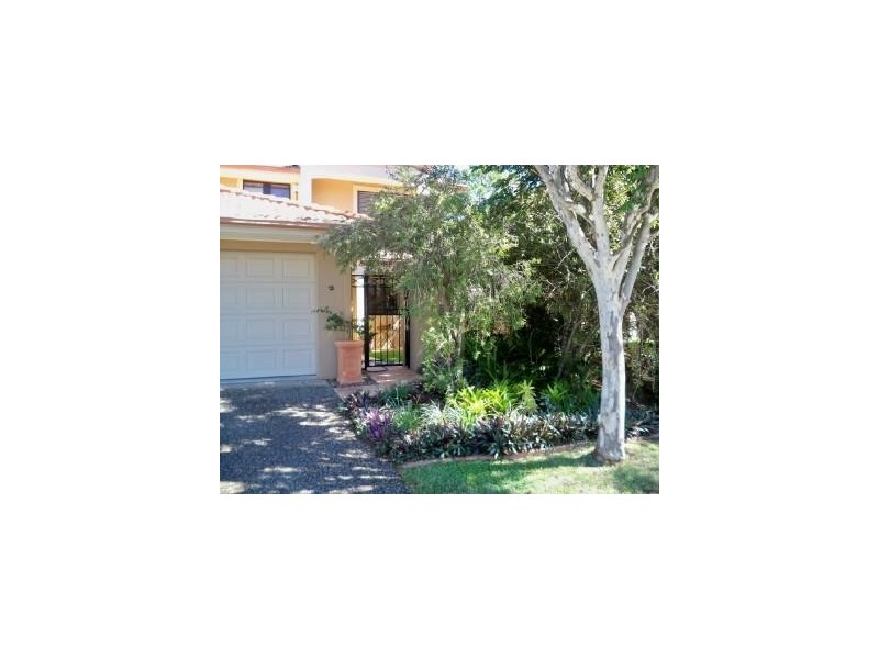 13/23 Santa Barbara Road, Hope Island QLD 4212