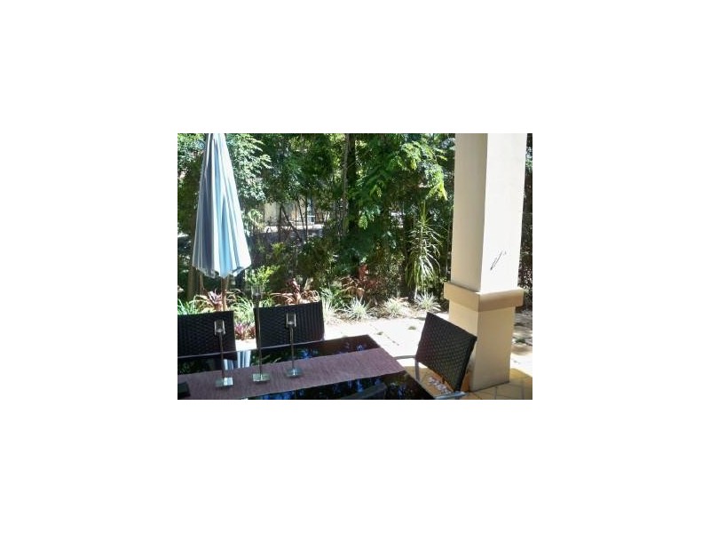 13/23 Santa Barbara Road, Hope Island QLD 4212