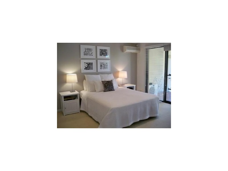 13/23 Santa Barbara Road, Hope Island QLD 4212