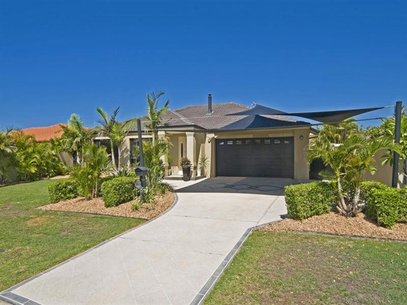 23 John Dalley Drive, Helensvale QLD 4212